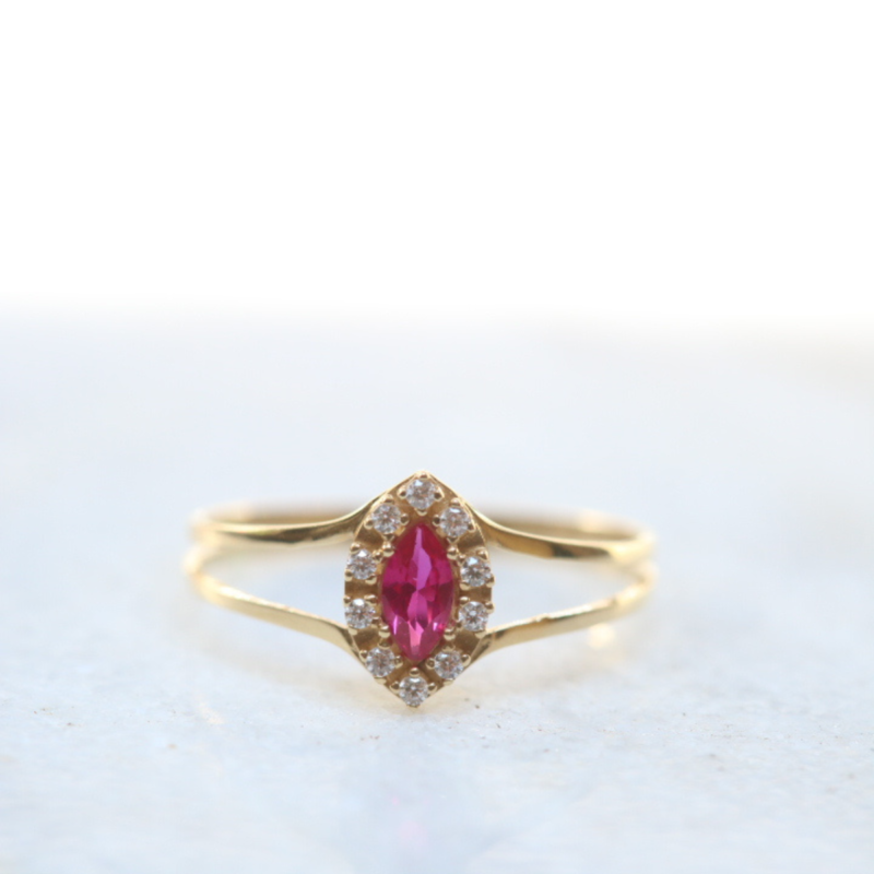 Anel de Formatura 18k Pedra Rubi 16 diamante ou zircônia - Imagem 5