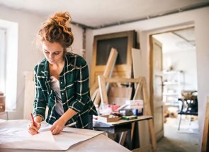 small-business-of-a-young-woman-P9HH77Z.jpg small-business-of-a-young-woman-P9HH77Z.jpg